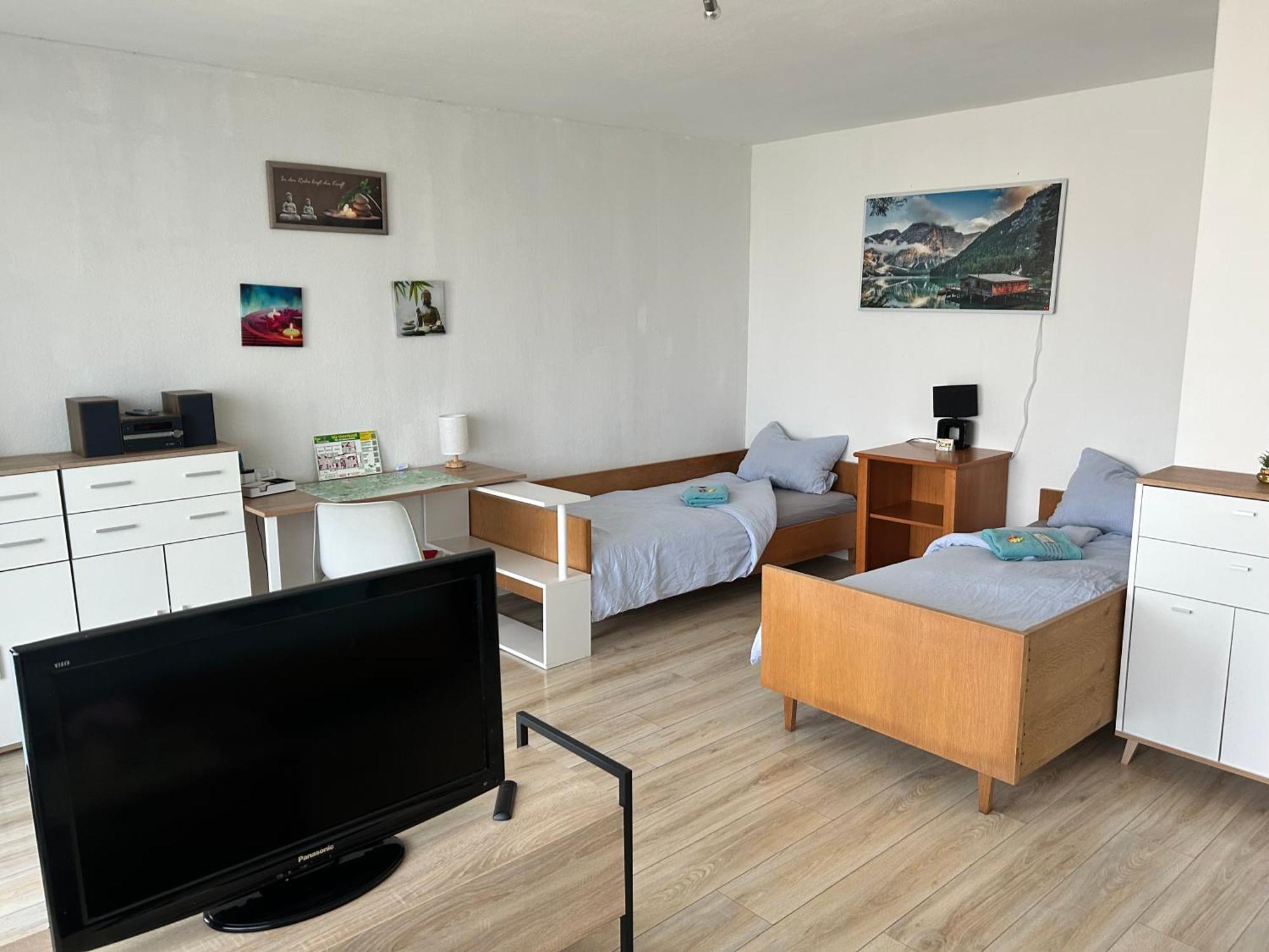 2-5 Bettzimmer Creglingen Exterior photo