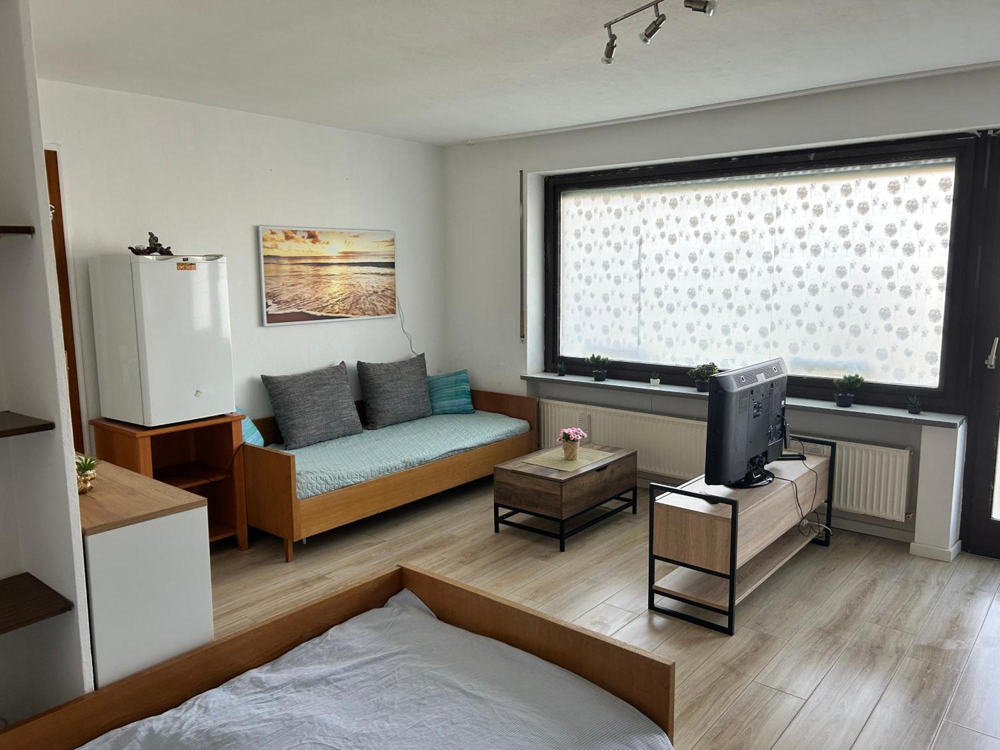 2-5 Bettzimmer Creglingen Exterior photo